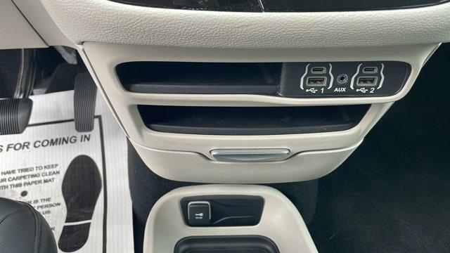 used 2023 Chrysler Pacifica Hybrid car, priced at $26,944