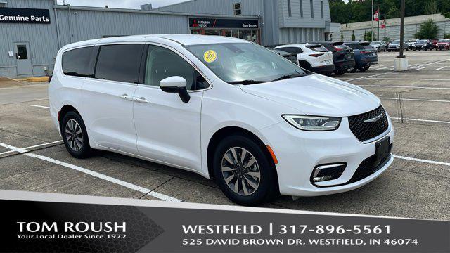 used 2023 Chrysler Pacifica Hybrid car, priced at $26,944