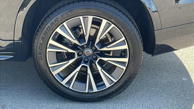 used 2022 Volvo XC90 car, priced at $33,000