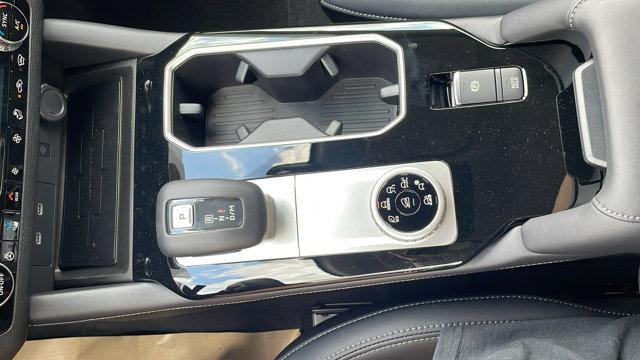 new 2025 Mitsubishi Outlander car, priced at $42,395