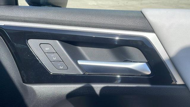 new 2025 Mitsubishi Outlander PHEV car, priced at $47,772