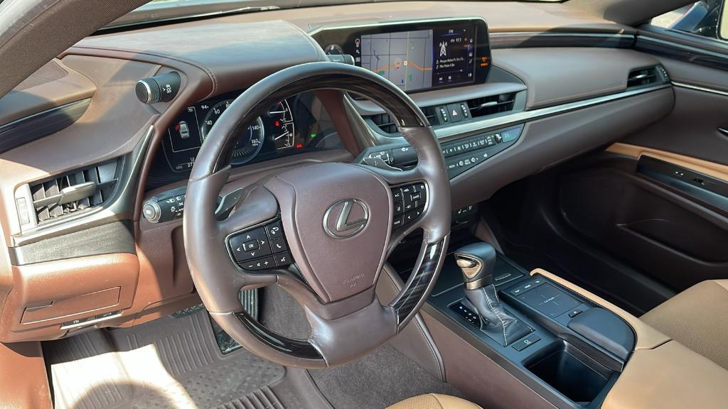 used 2021 Lexus ES 350 car, priced at $33,199