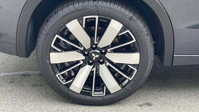 new 2025 Mitsubishi Outlander car, priced at $44,706