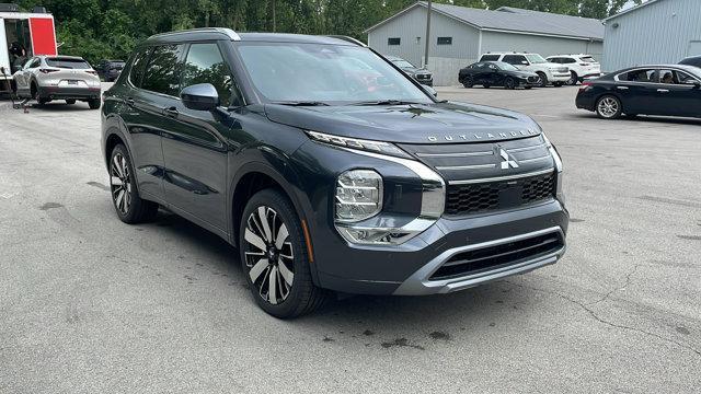new 2025 Mitsubishi Outlander car, priced at $44,706