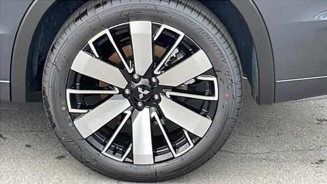new 2025 Mitsubishi Outlander car, priced at $44,706