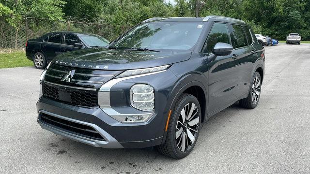 new 2025 Mitsubishi Outlander car, priced at $44,706