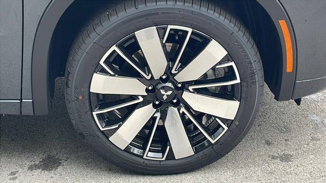 new 2025 Mitsubishi Outlander car, priced at $44,706