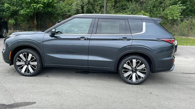 new 2025 Mitsubishi Outlander car, priced at $44,706