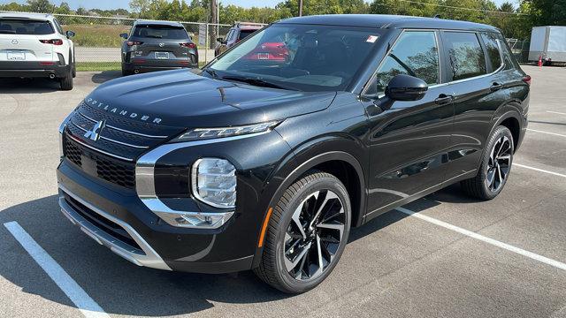 new 2024 Mitsubishi Outlander car, priced at $34,332