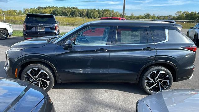 new 2024 Mitsubishi Outlander car, priced at $36,614