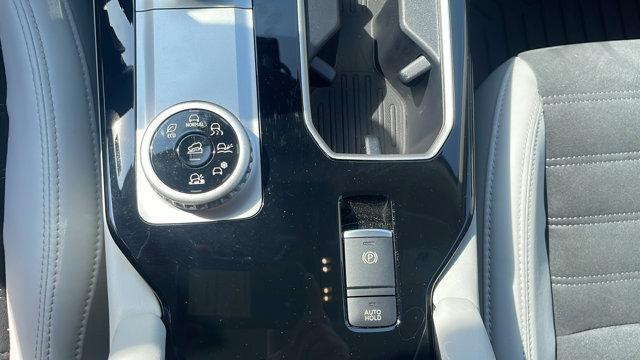 new 2025 Mitsubishi Outlander car, priced at $38,978