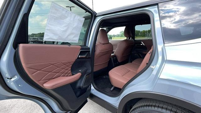 new 2025 Mitsubishi Outlander car, priced at $44,885