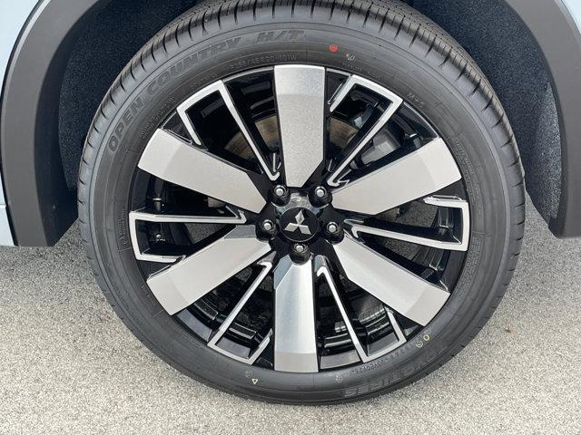 new 2025 Mitsubishi Outlander car, priced at $44,885