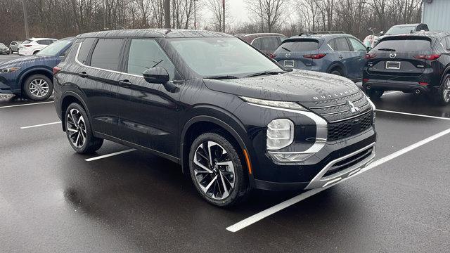 new 2024 Mitsubishi Outlander car, priced at $35,195