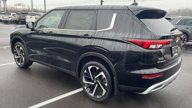 new 2024 Mitsubishi Outlander car, priced at $35,195