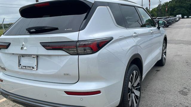 new 2025 Mitsubishi Outlander car, priced at $41,992