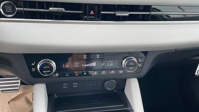 new 2025 Mitsubishi Outlander car, priced at $41,992
