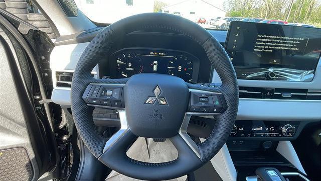 new 2025 Mitsubishi Outlander car, priced at $38,500