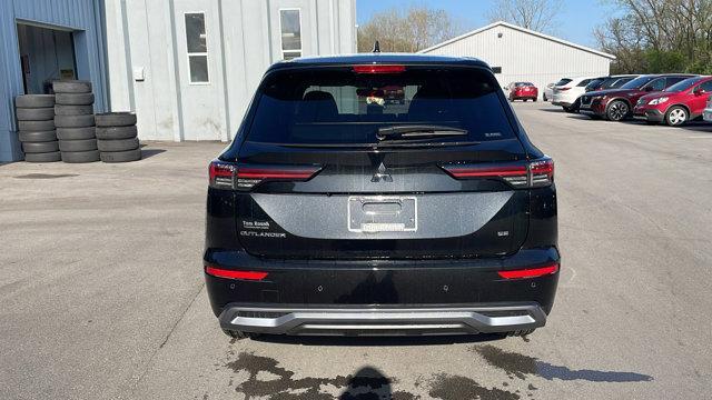 new 2025 Mitsubishi Outlander car, priced at $38,500