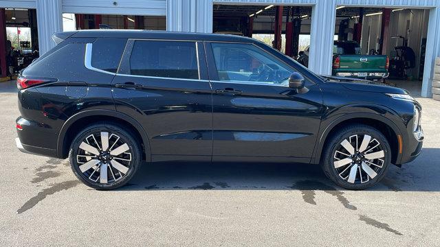 new 2025 Mitsubishi Outlander car, priced at $38,500