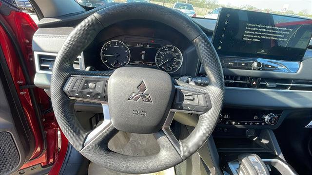 new 2025 Mitsubishi Outlander car, priced at $32,655