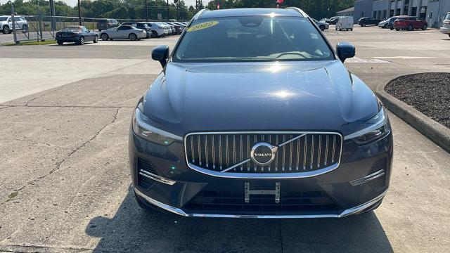 used 2022 Volvo XC60 car, priced at $32,415