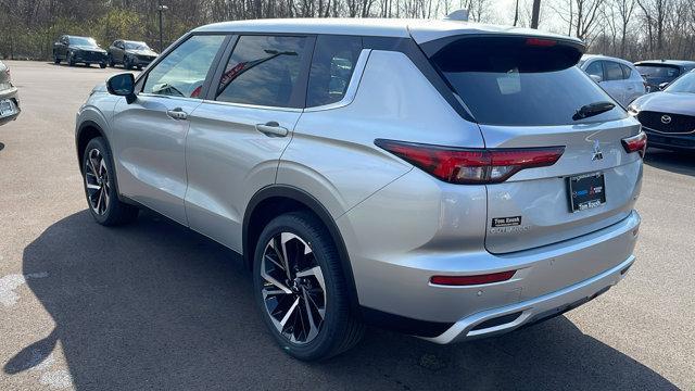 new 2024 Mitsubishi Outlander car, priced at $35,040