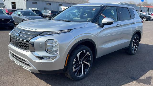 new 2024 Mitsubishi Outlander car, priced at $35,040