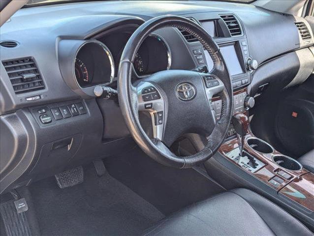 used 2011 Toyota Highlander car, priced at $14,548