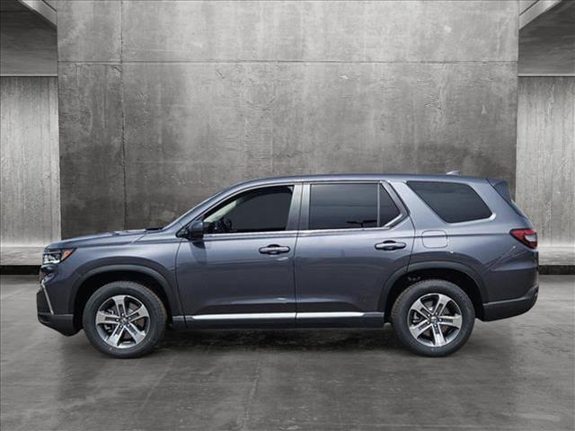 new 2025 Honda Pilot car, priced at $45,695