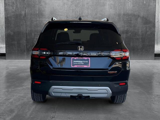 new 2025 Honda Pilot car, priced at $48,751