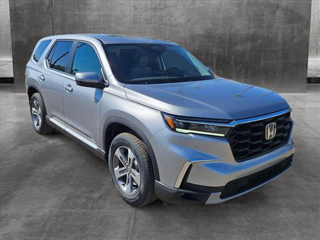 new 2025 Honda Pilot car, priced at $44,278