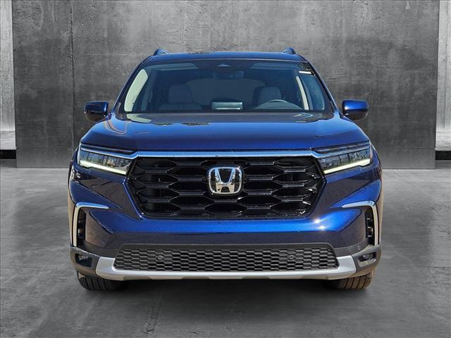new 2025 Honda Pilot car, priced at $48,605