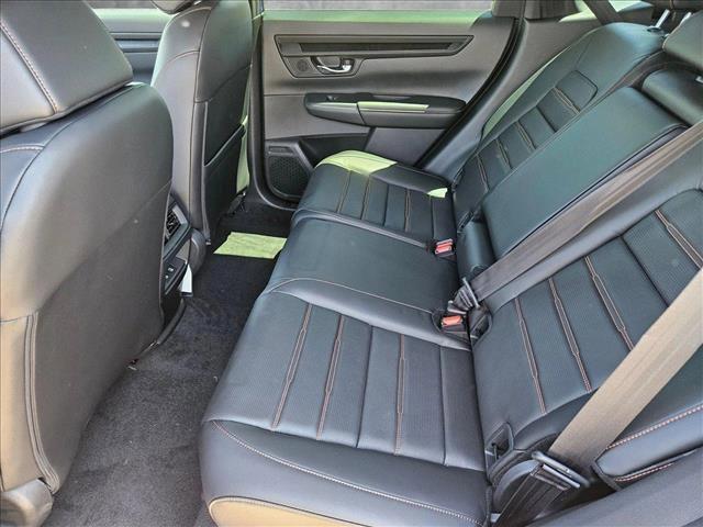 new 2025 Honda CR-V Hybrid car, priced at $39,312
