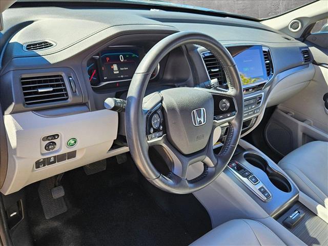 used 2021 Honda Pilot car, priced at $28,999