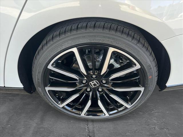 new 2025 Honda Accord Hybrid car, priced at $39,216