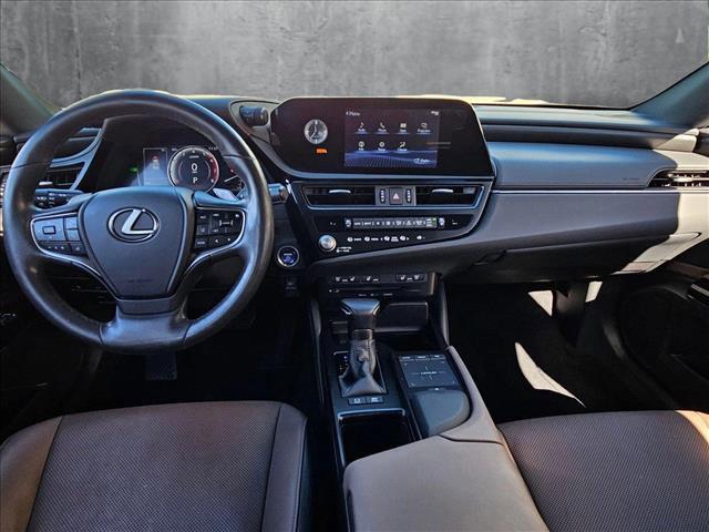 used 2022 Lexus ES 300h car, priced at $35,899