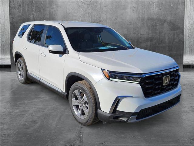 new 2025 Honda Pilot car, priced at $46,194