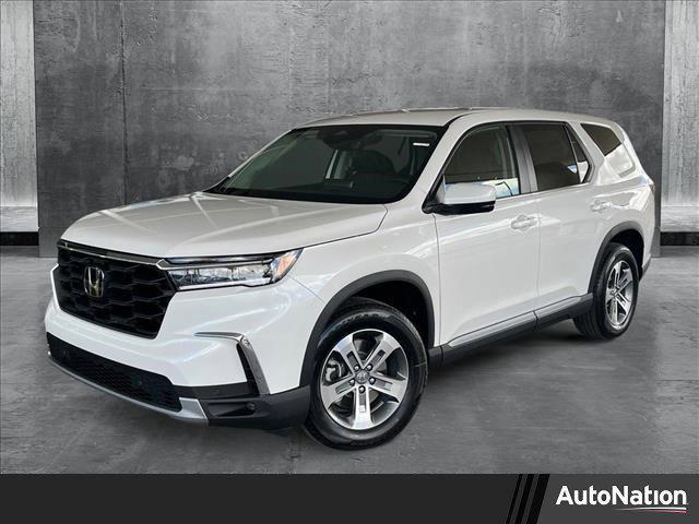 new 2025 Honda Pilot car, priced at $45,577