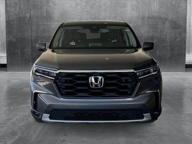 new 2025 Honda Pilot car, priced at $43,161
