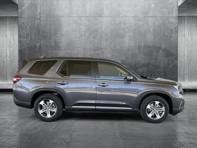new 2025 Honda Pilot car, priced at $43,161