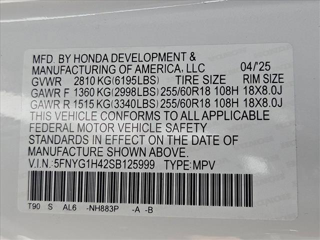 new 2025 Honda Pilot car, priced at $45,577