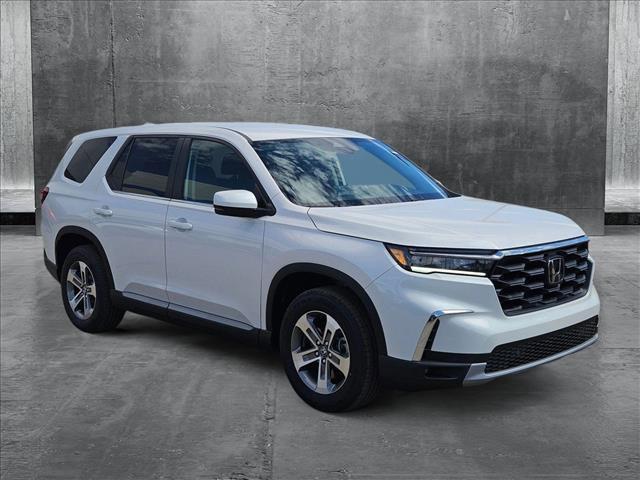 new 2025 Honda Pilot car, priced at $46,267