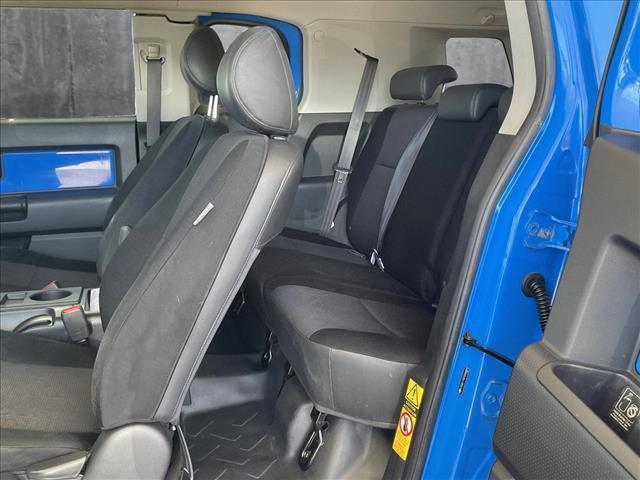 used 2007 Toyota FJ Cruiser car, priced at $20,489