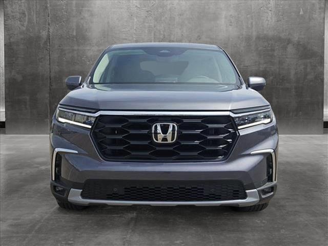 new 2025 Honda Pilot car, priced at $45,251