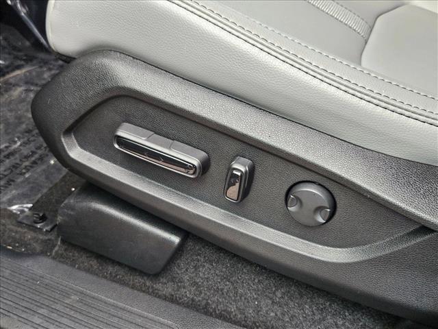 new 2025 Honda Pilot car, priced at $49,725