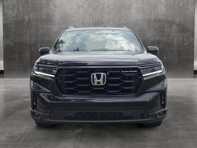 new 2025 Honda Pilot car, priced at $53,251