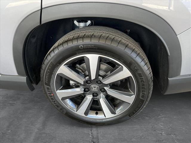 new 2025 Honda Pilot car, priced at $47,142