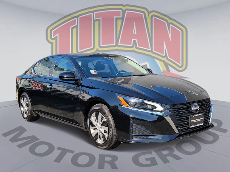 used 2023 Nissan Altima car, priced at $18,888