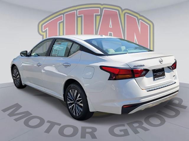 used 2023 Nissan Altima car, priced at $21,872